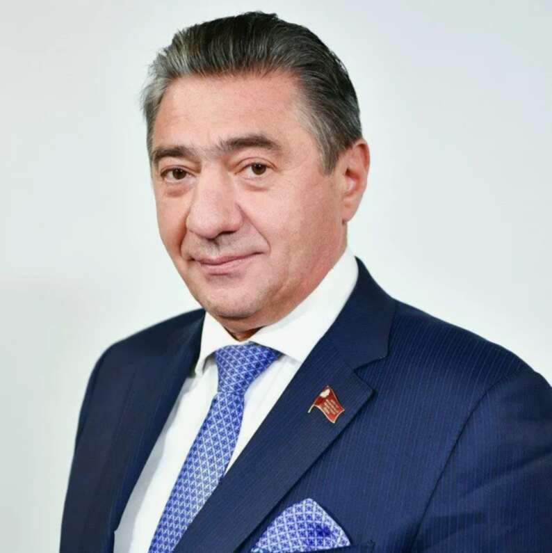 Пекаревский хлеб насущный: как близкие депутата  qztiqthidehiqxxkmp