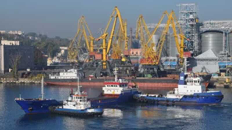 В Одесской области сообщили об атаке на два иностранных корабля в Черном море