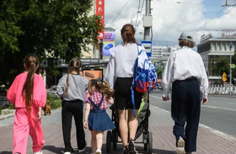 В Москве запустили проект юридической помощи матерям-одиночкам