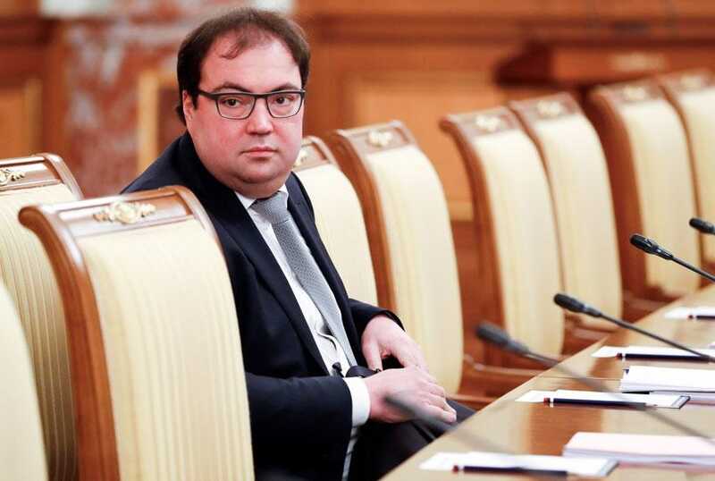 Провал кибербезопасности и миллиардный семейный подряд: команда Максута Шадаева разваливается на фоне уголовных дел