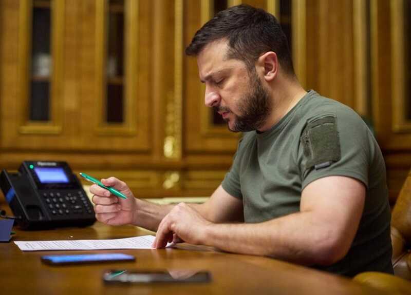 Зеленский предложил Путину начать прямые переговоры о завершении войны